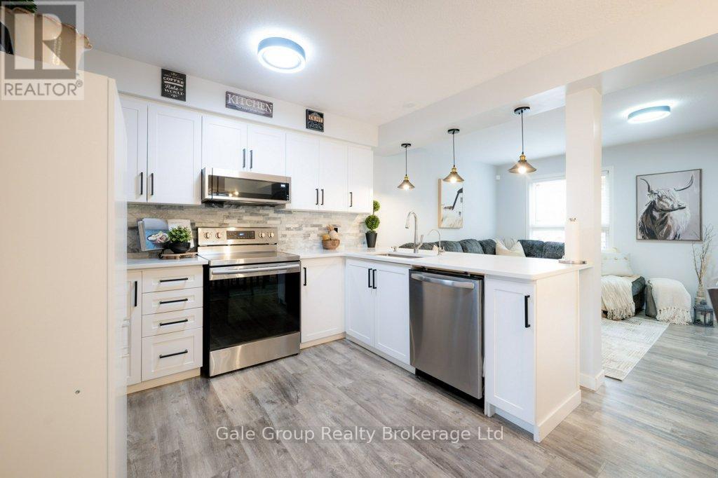 34 MOUNTAIN LAUREL CRESCENT — photo 10