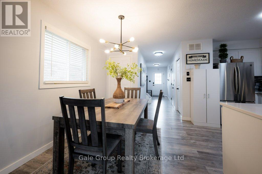 34 MOUNTAIN LAUREL CRESCENT — photo 12