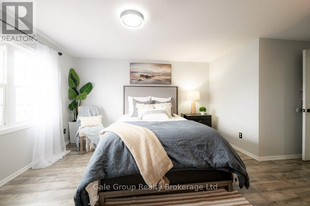 34 MOUNTAIN LAUREL CRESCENT — photo 24