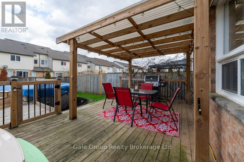 34 MOUNTAIN LAUREL CRESCENT — photo 37