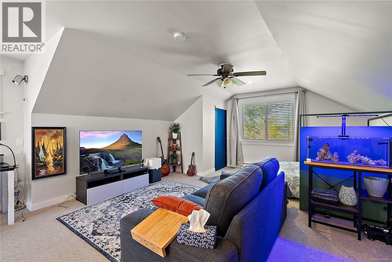 4190 INTERURBAN RD - 19