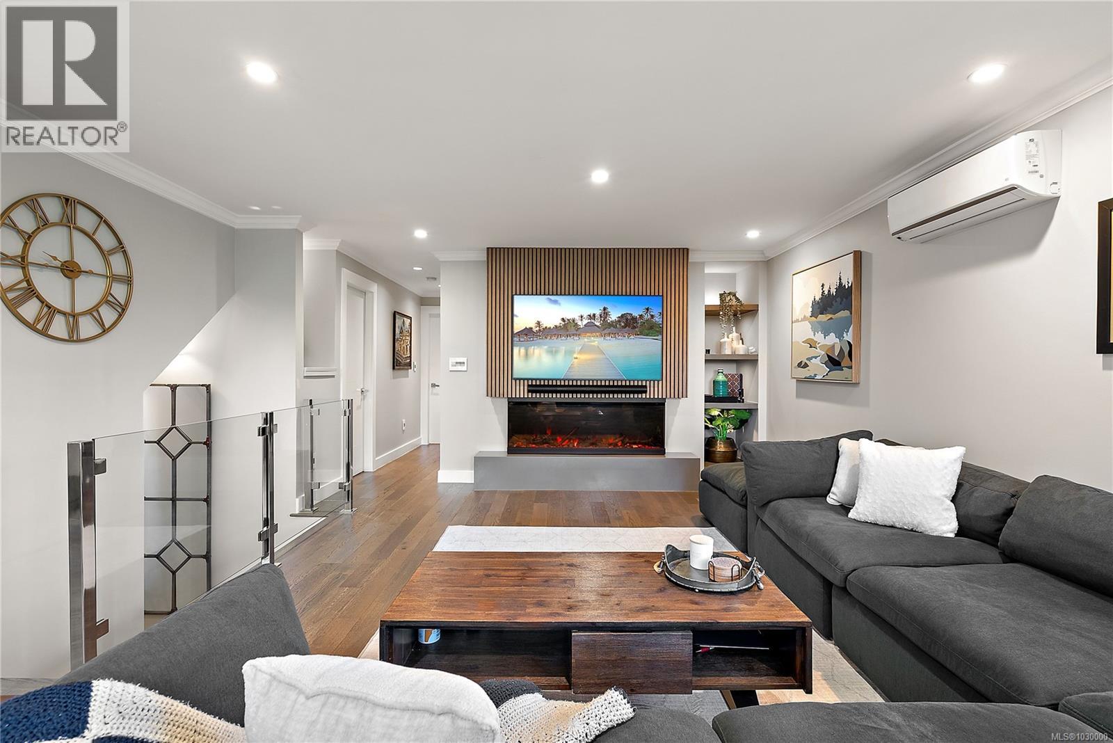 4190 INTERURBAN RD - Image 2