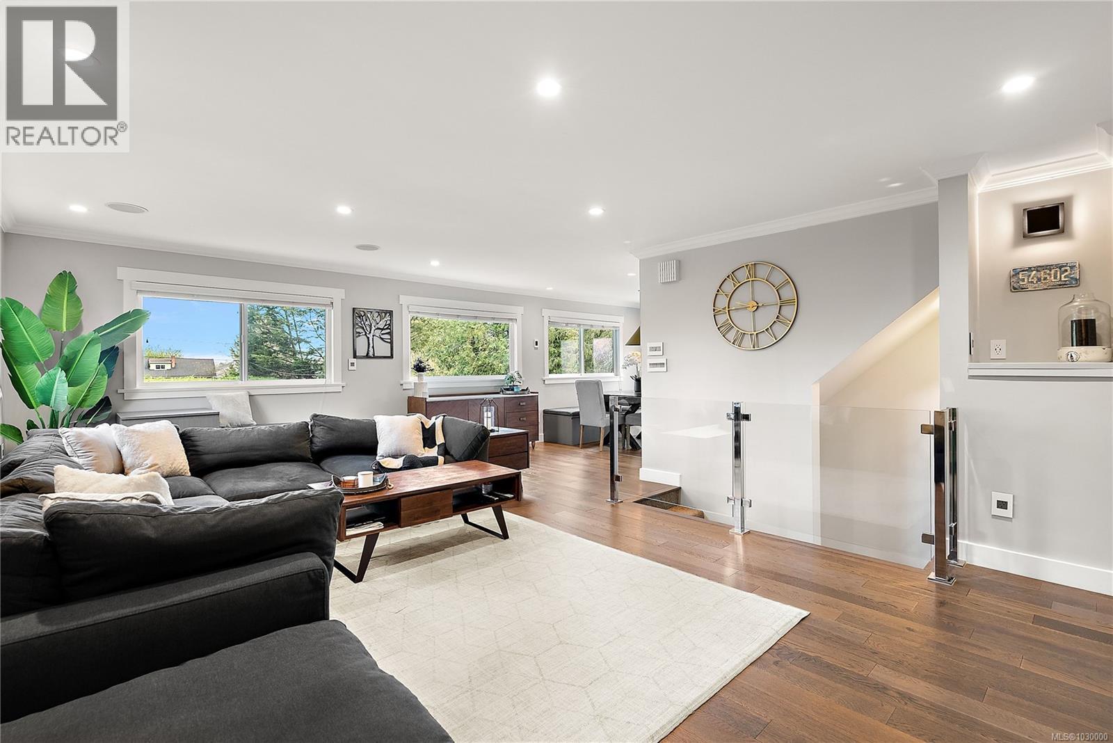 4190 INTERURBAN RD - 5