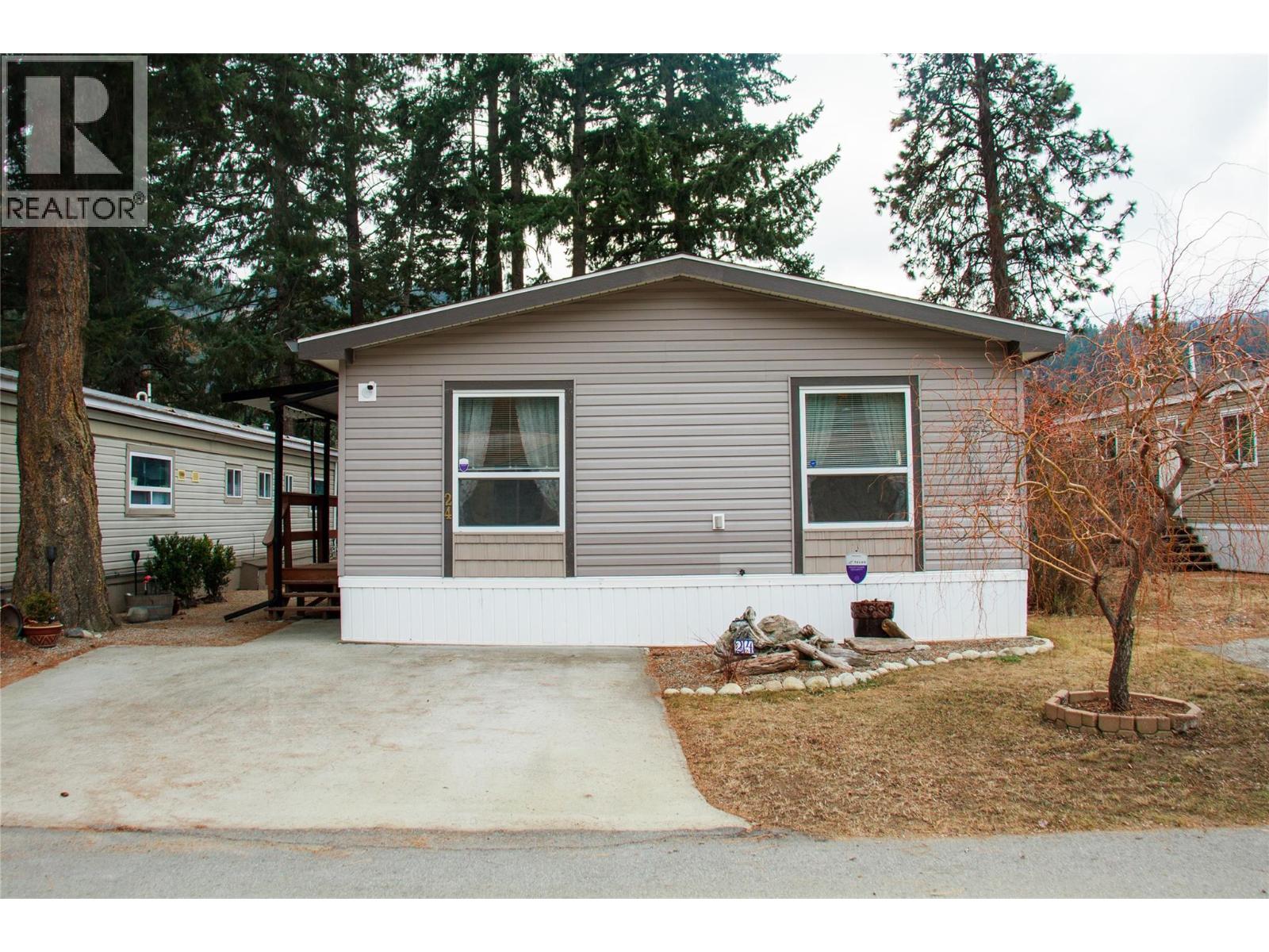 24 5371 Princeton Avenue, Peachland