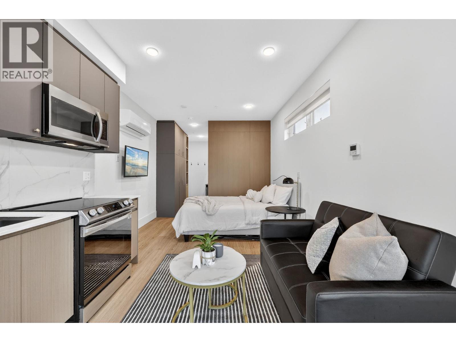 418 720 KLO Road, Kelowna