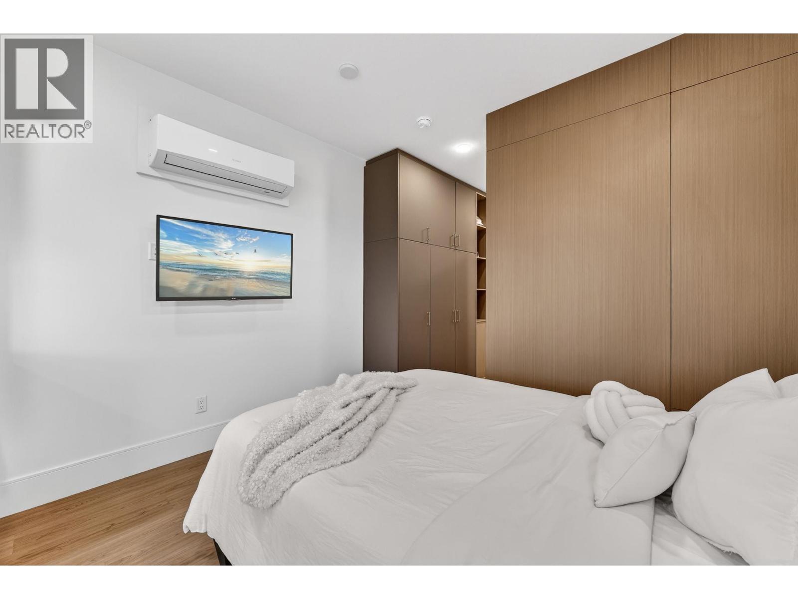 418 720 KLO Road, Kelowna