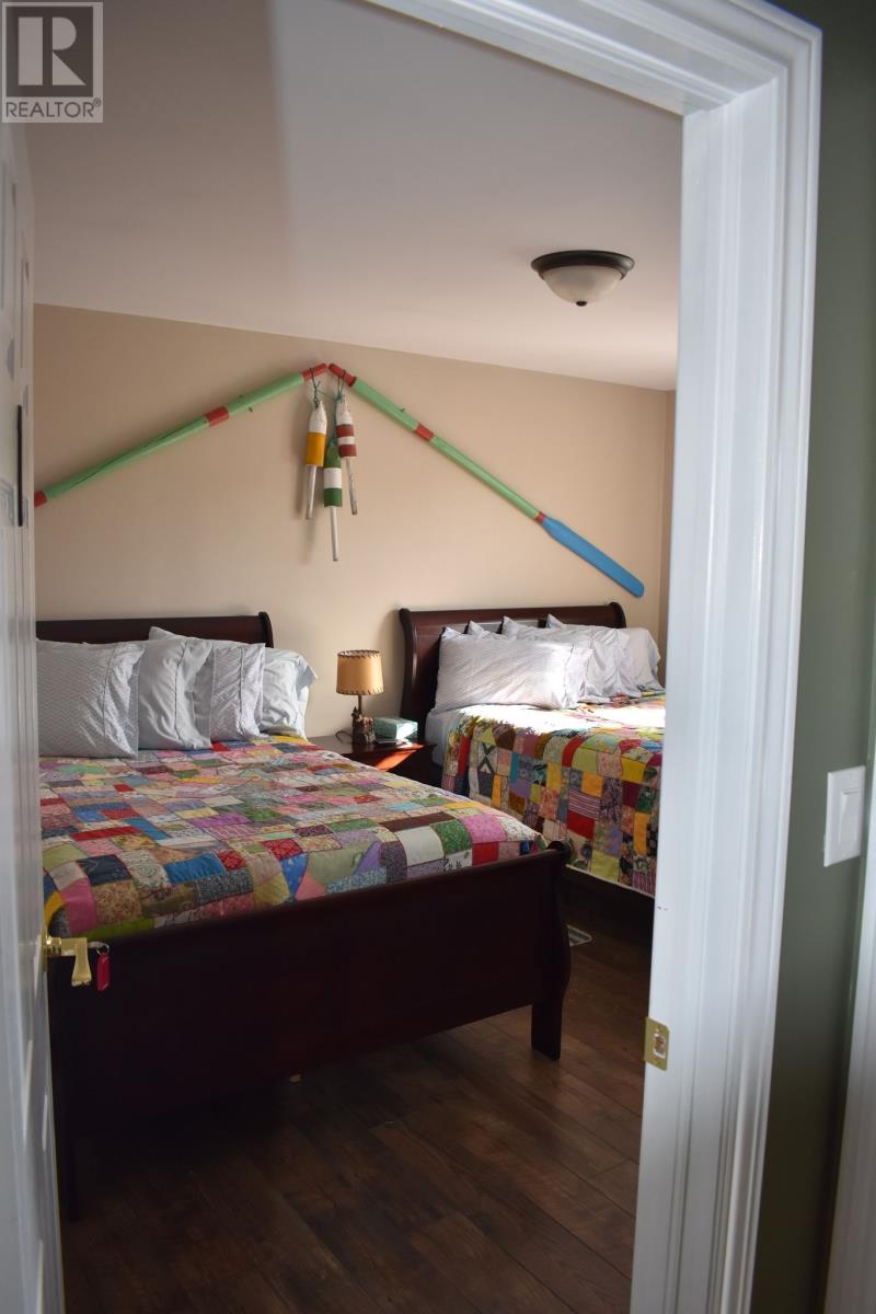 7 CENTER ISLAND ROAD - 22