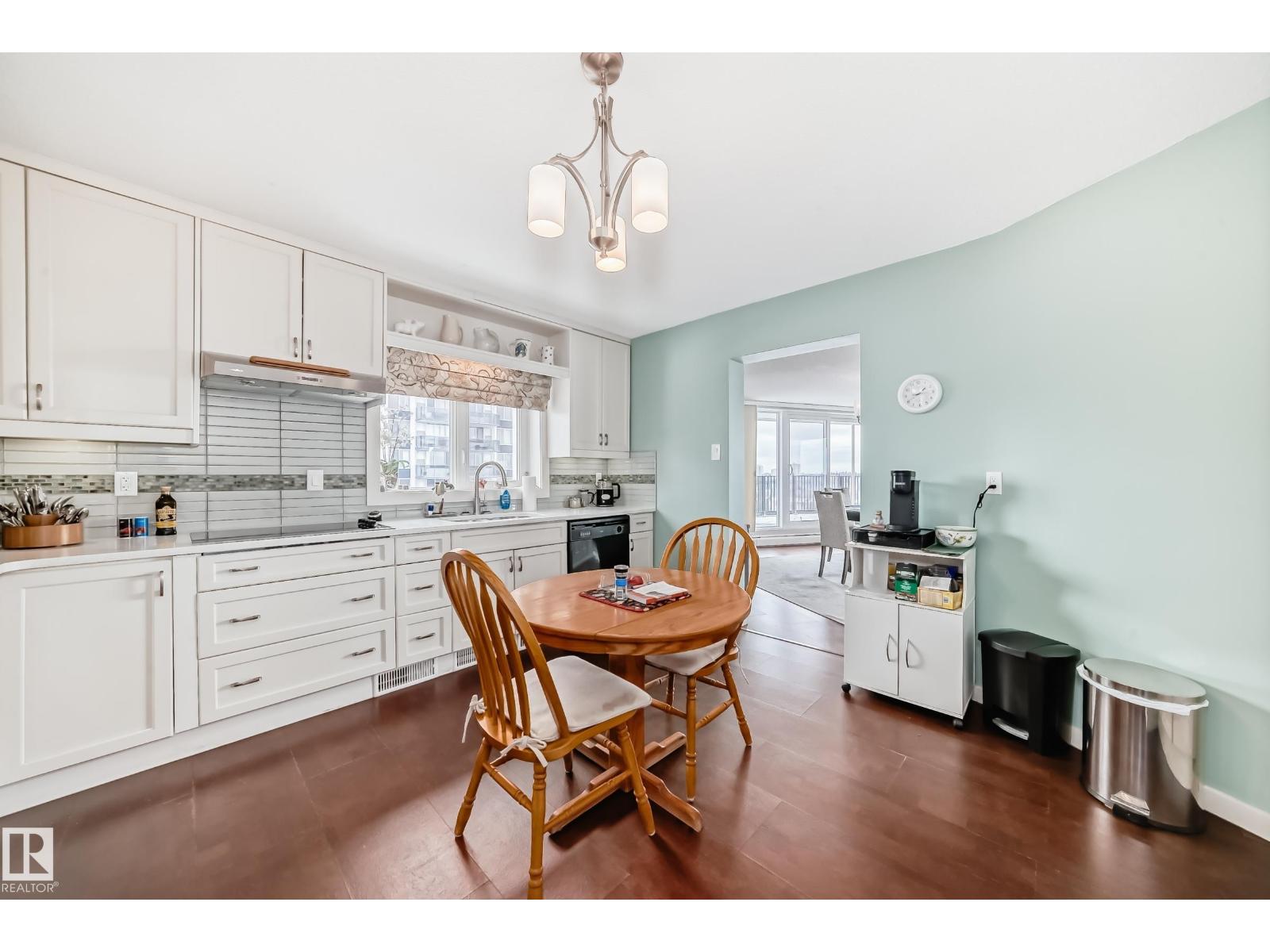 #716 10011 117 ST NW - 10