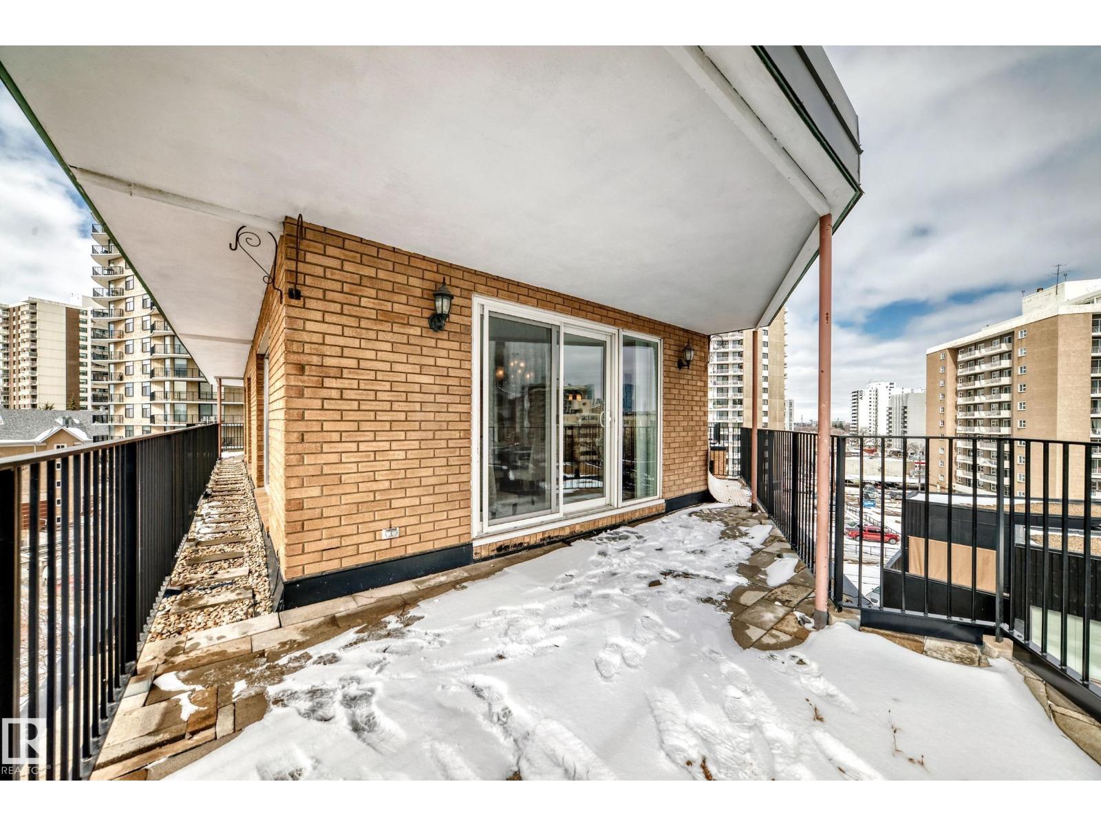#716 10011 117 ST NW - 41