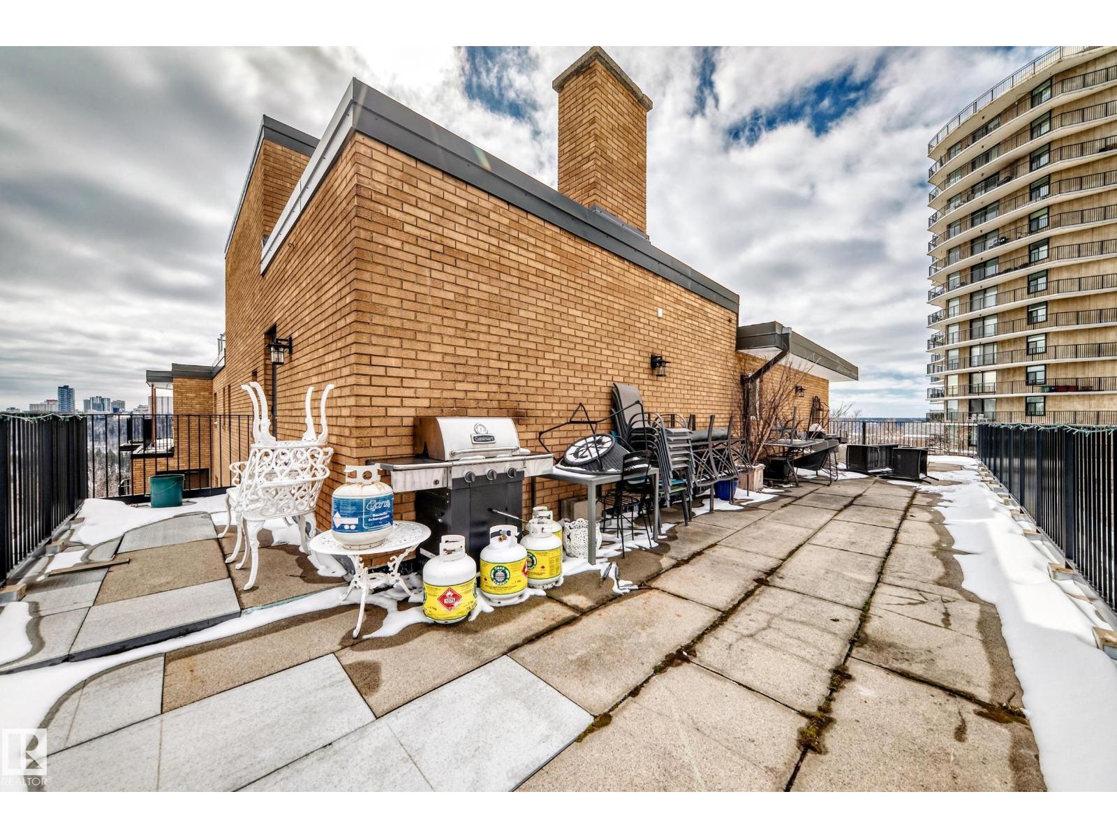#716 10011 117 ST NW - 45