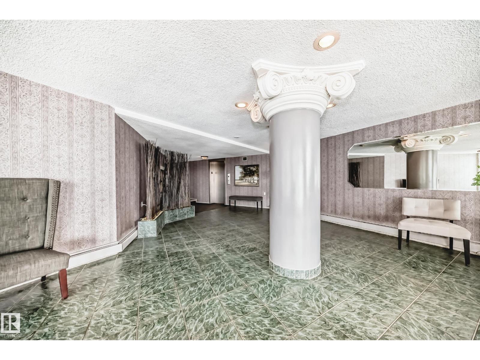 #716 10011 117 ST NW - 46