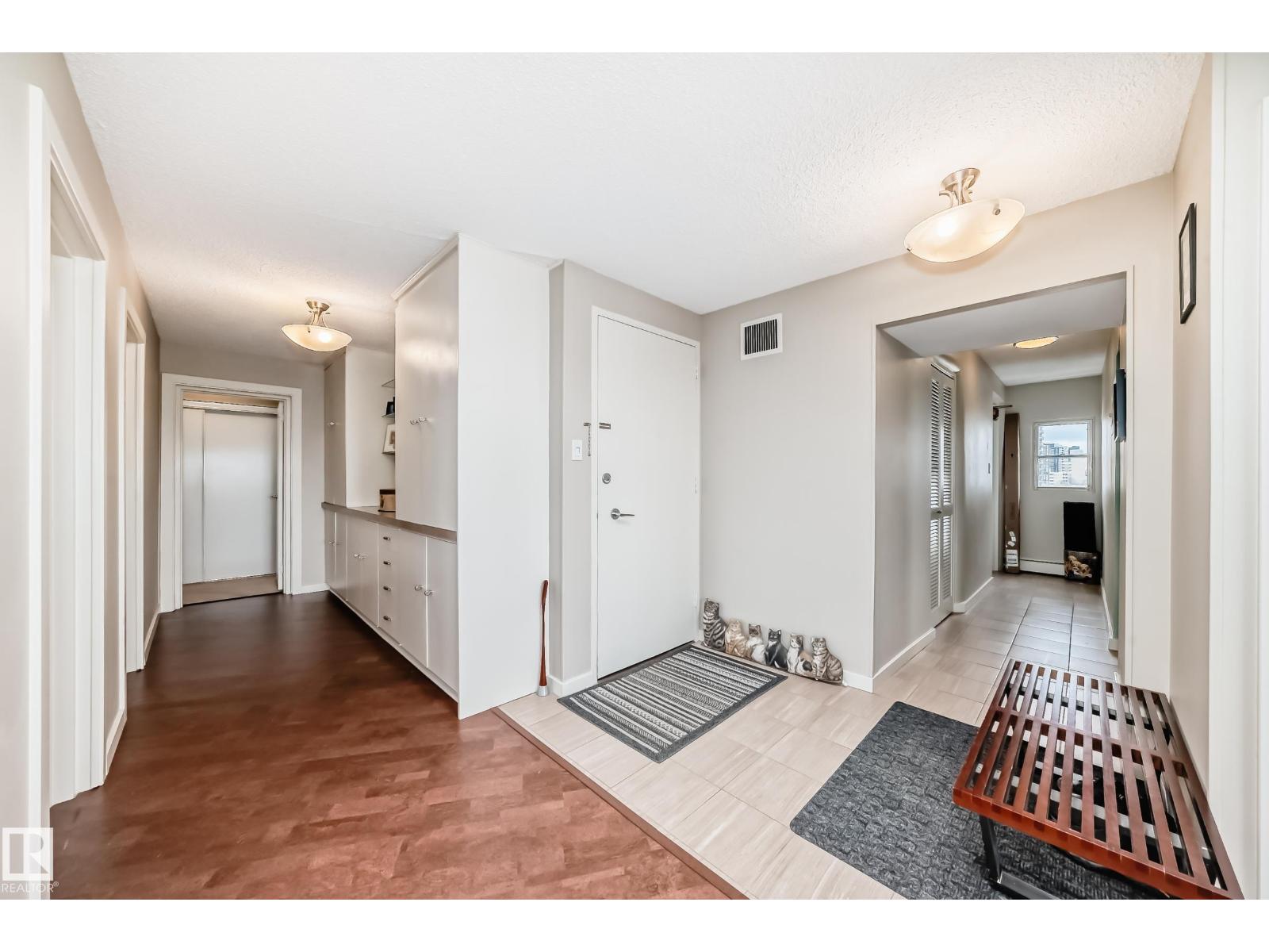 #716 10011 117 ST NW - 5