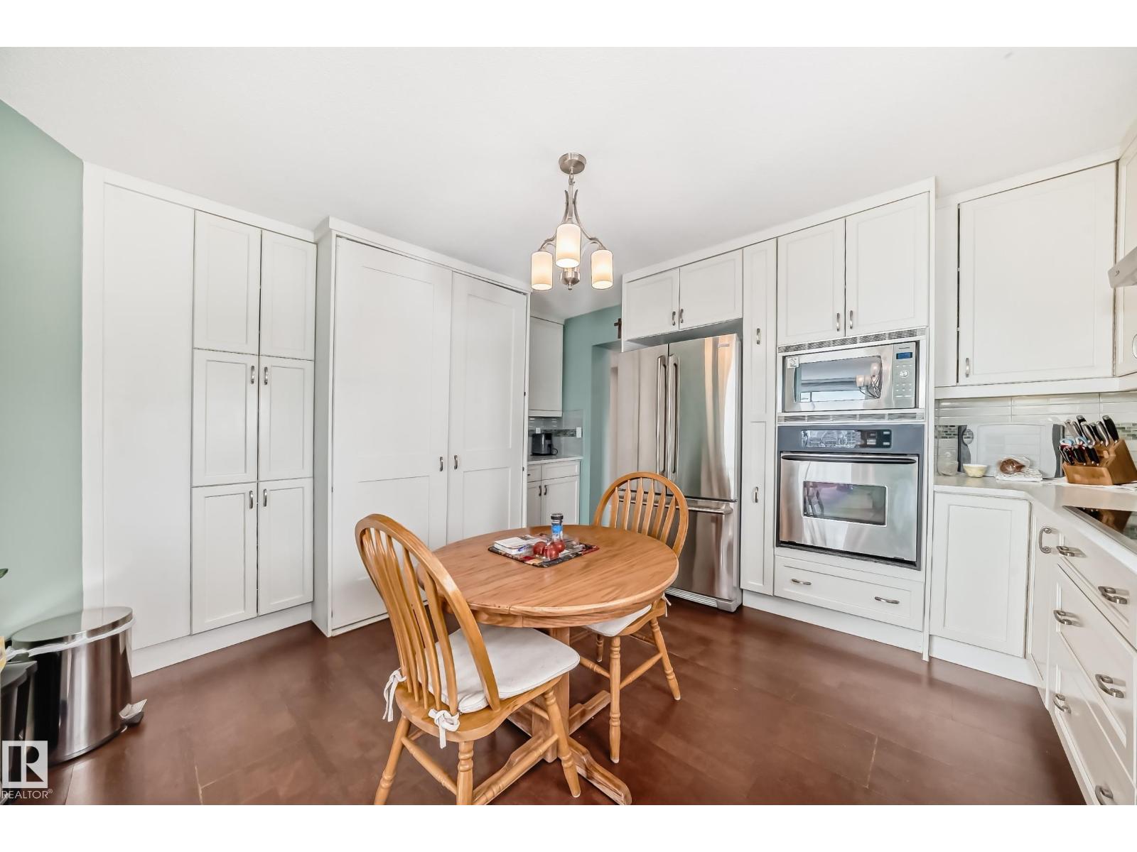 #716 10011 117 ST NW - 8