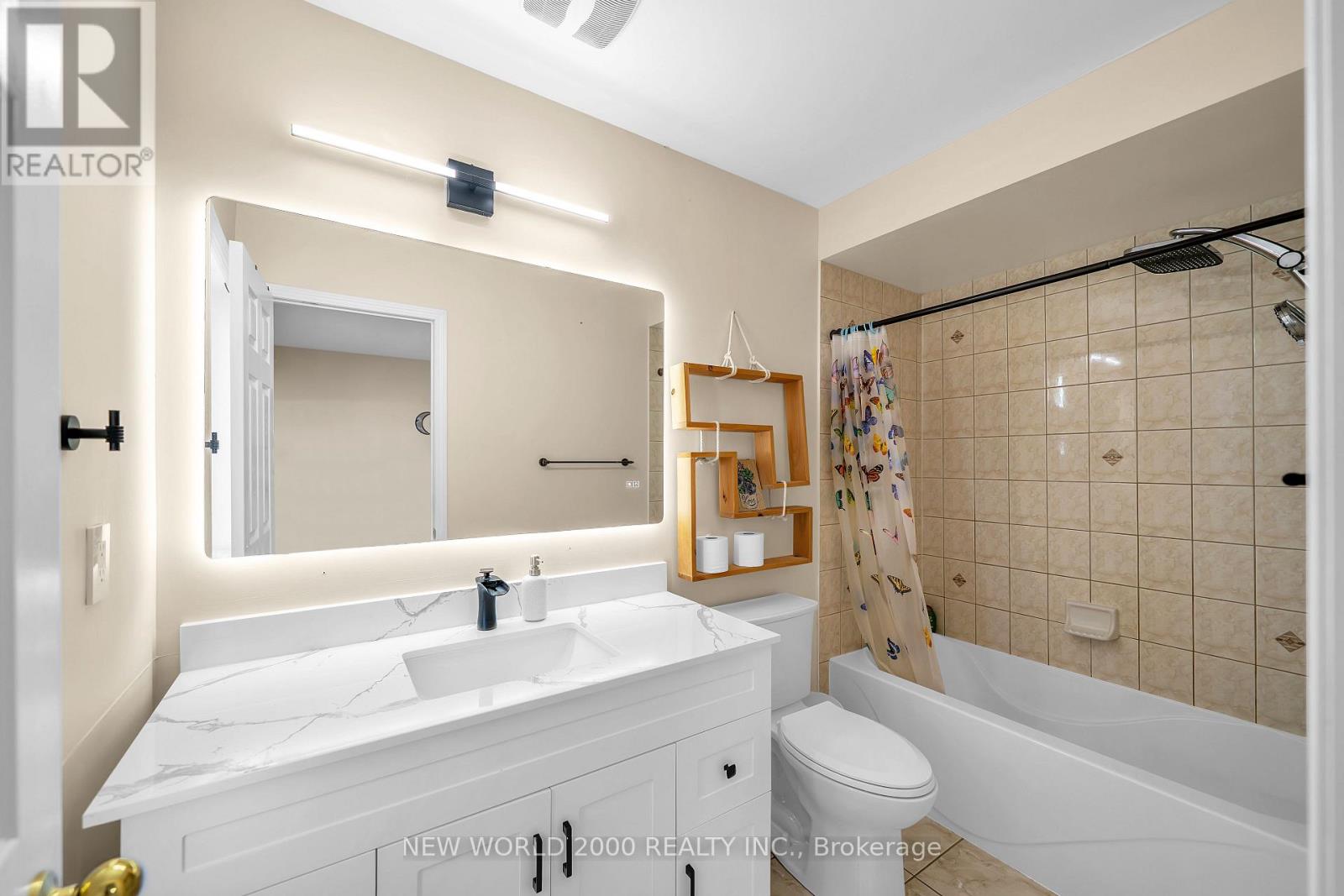 Primary Bedroom-Ensuite