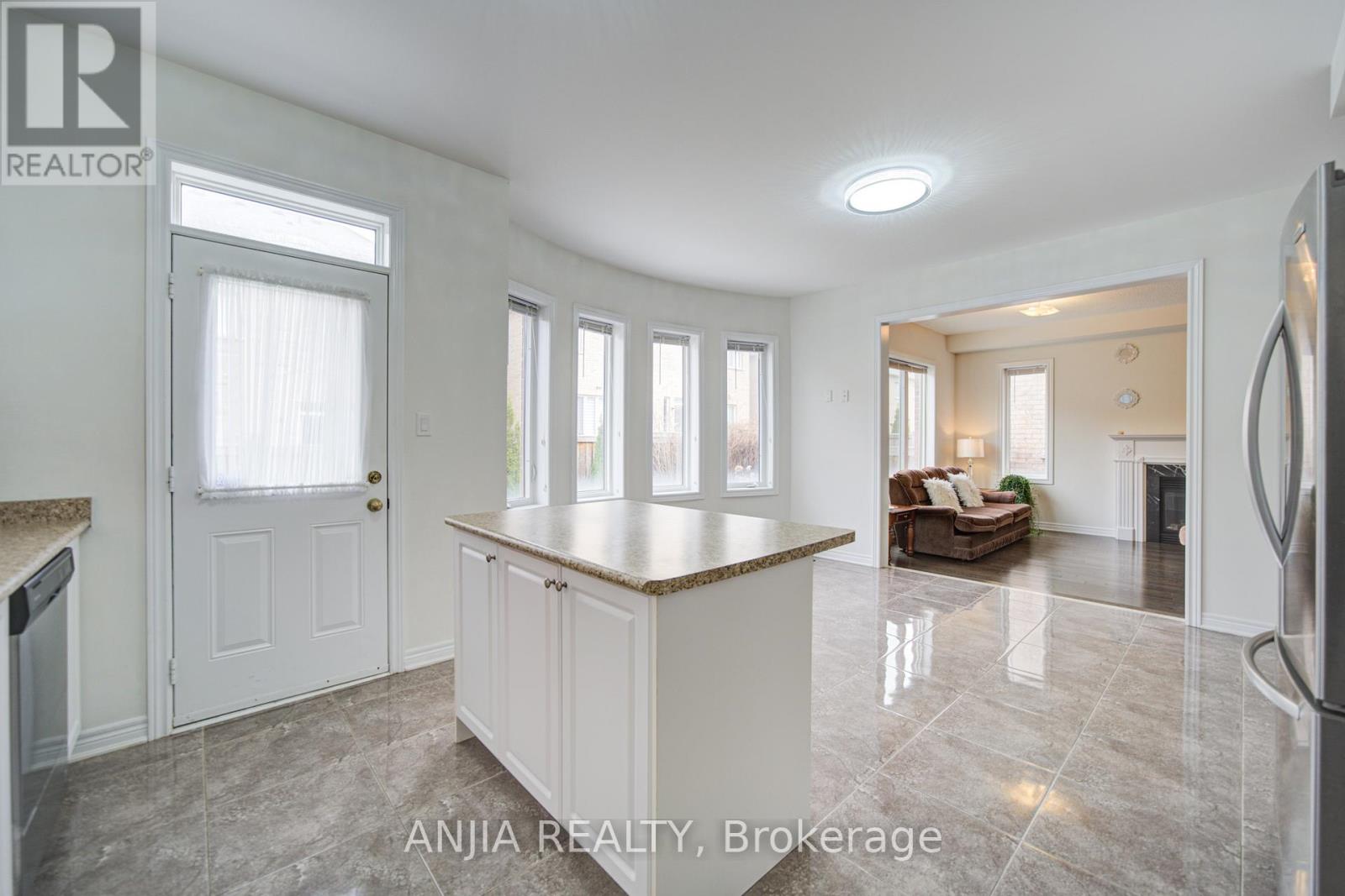 1165 BLENCOWE CRESCENT - 20