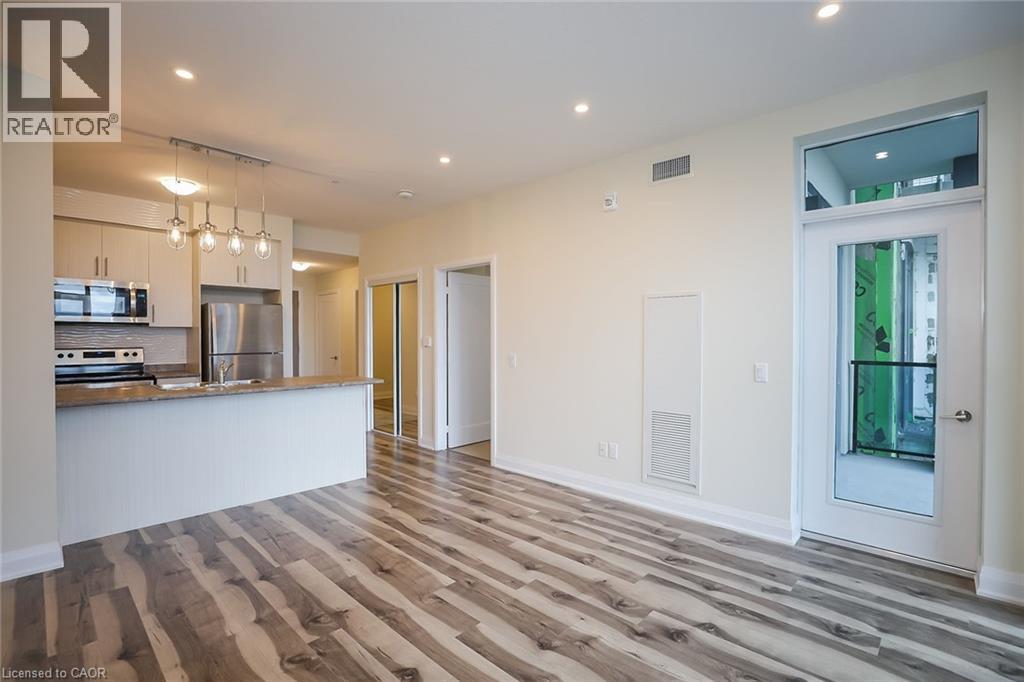 16 CONCORD Place Unit# 430, Grimsby, Ontario, L3M5L8 — Photo 6