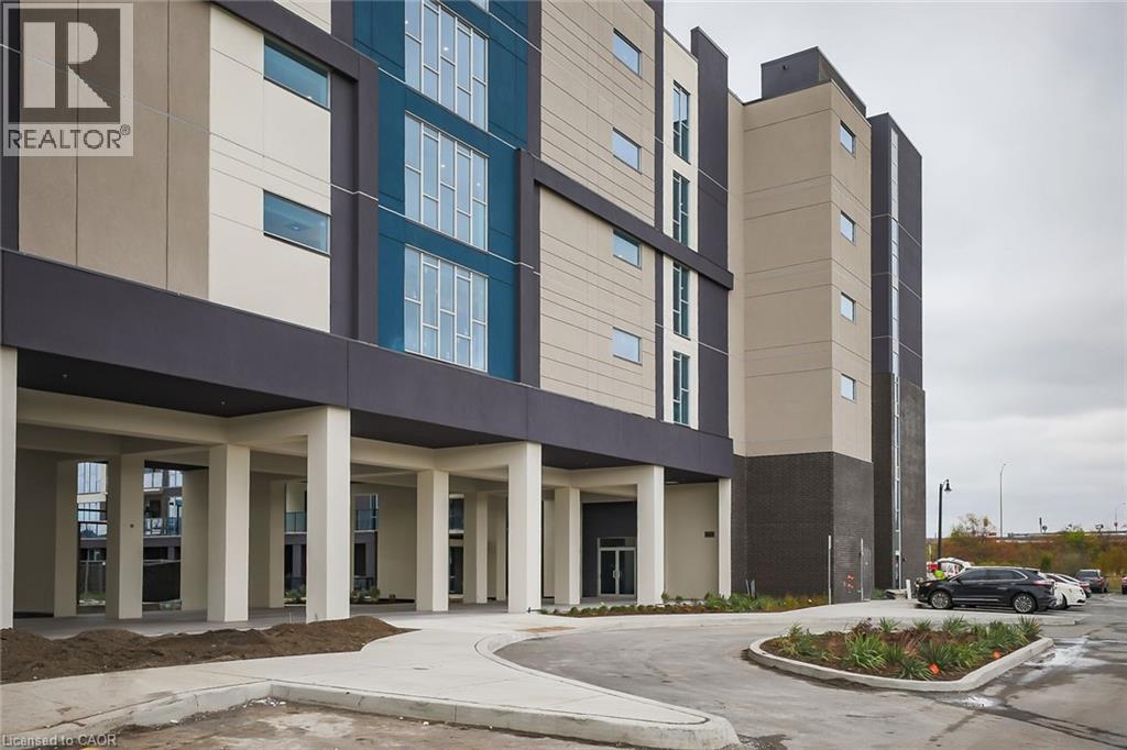 16 CONCORD Place Unit# 430, Grimsby, Ontario, L3M5L8 — Photo 2