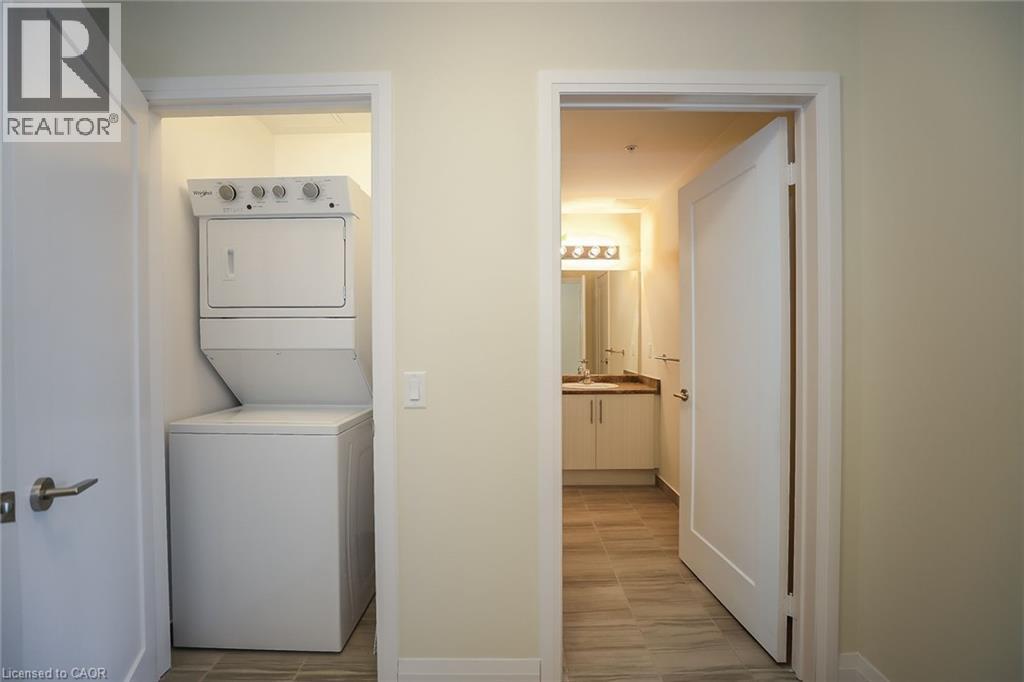 16 CONCORD Place Unit# 430, Grimsby, Ontario, L3M5L8 — Photo 18