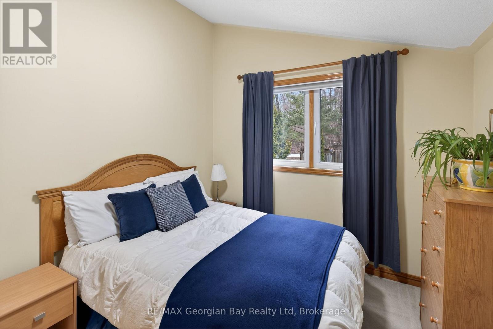 3 OAKDALE COURT - 29