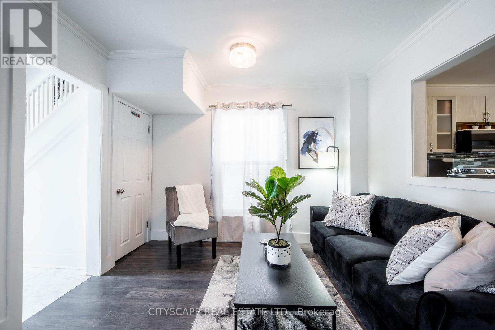 5073 KITCHENER STREET - 6