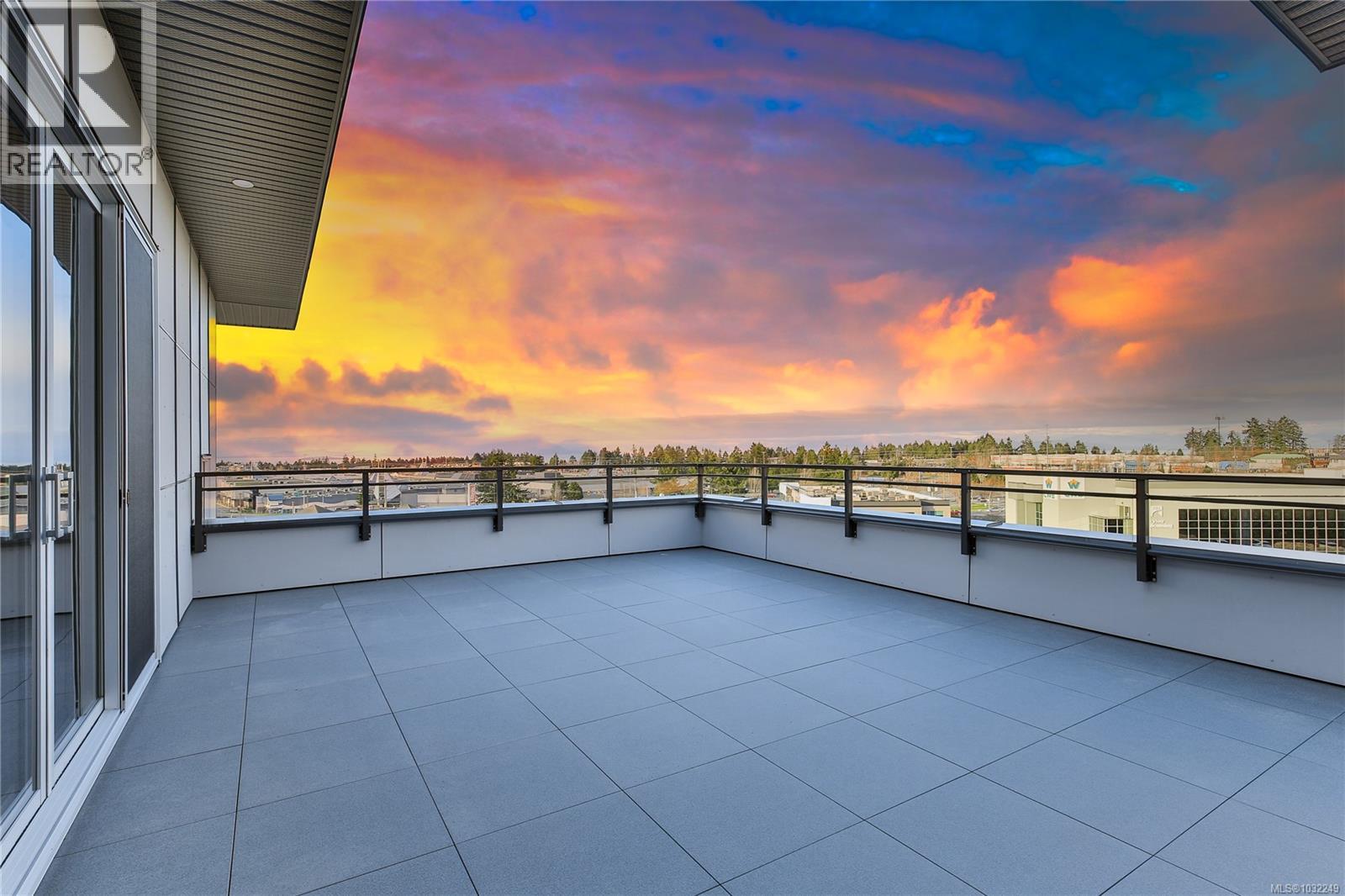 #103 6540 Metral Dr - 21