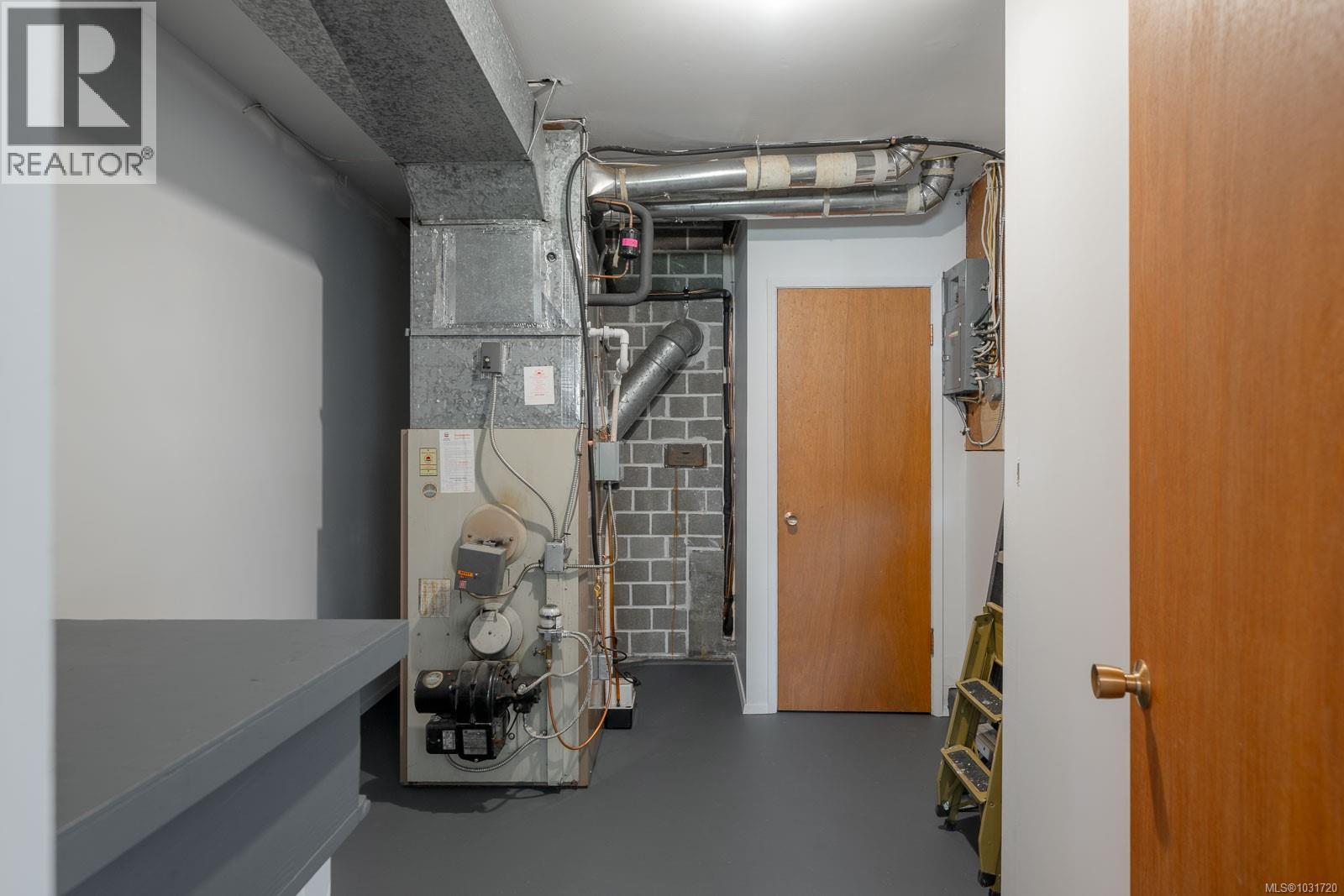 2419 Barbara Pl - 36