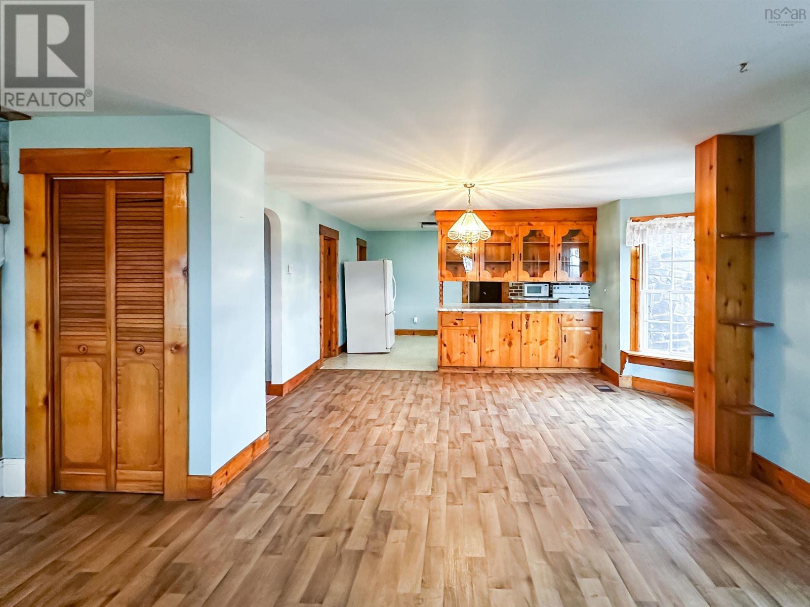 Property 11 of 49 of 4127 Brooklyn Street