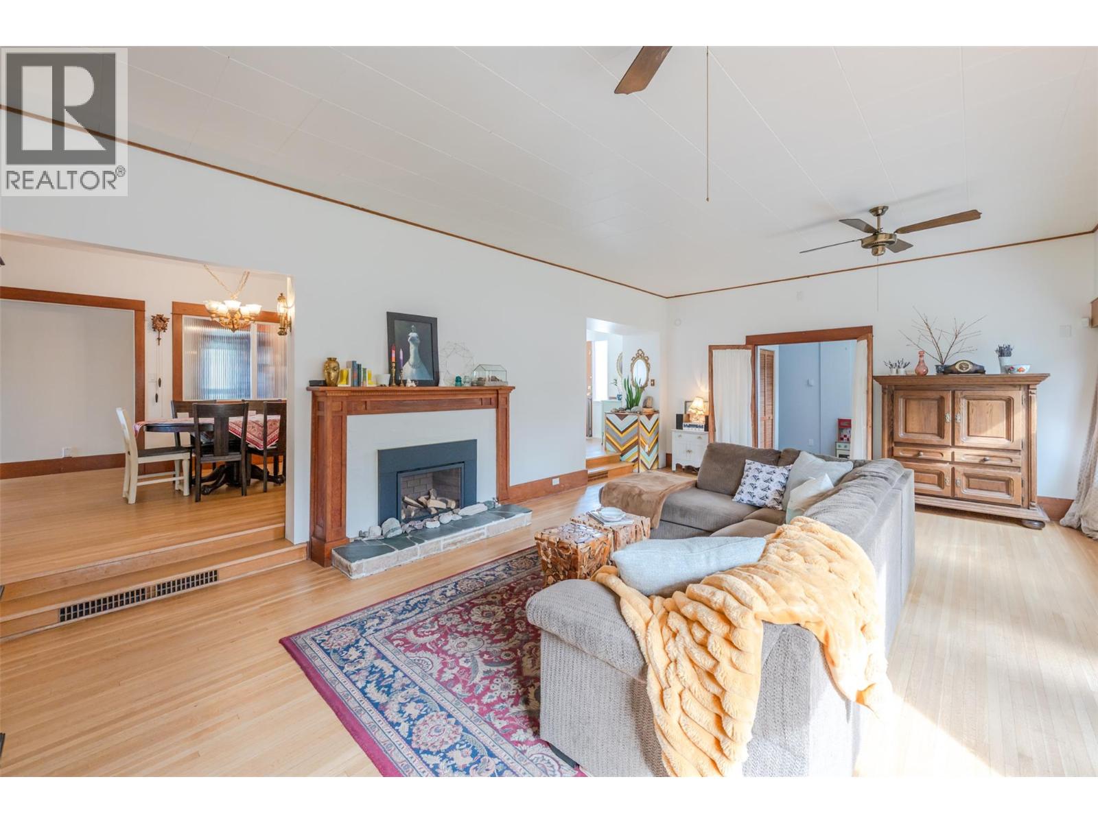 100 HUTH Avenue, Penticton