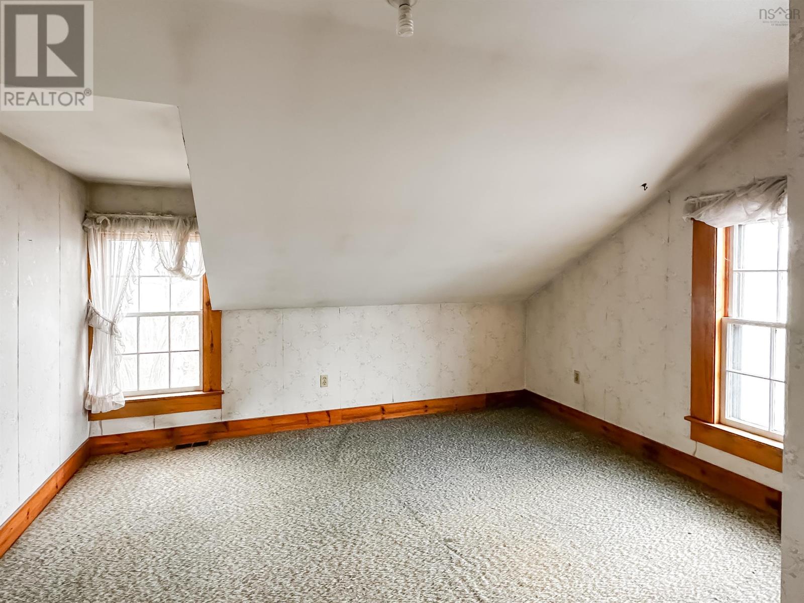 Property 24 of 49 of 4127 Brooklyn Street