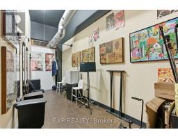 3030 Dundas Street W, Toronto, ON M6P1Z3 Photo 22