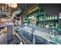 3030 Dundas Street W, Toronto, ON M6P1Z3 Photo 21