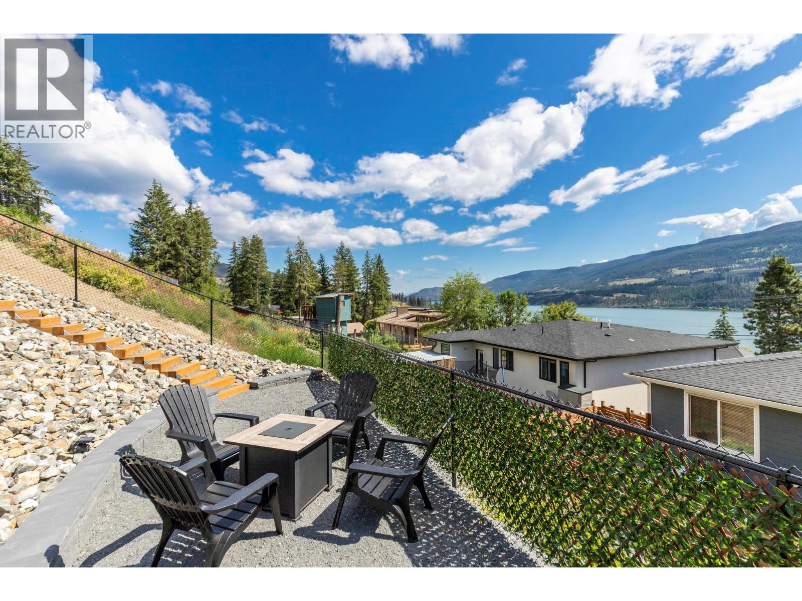  11582 Middleton Road South, Lake Country