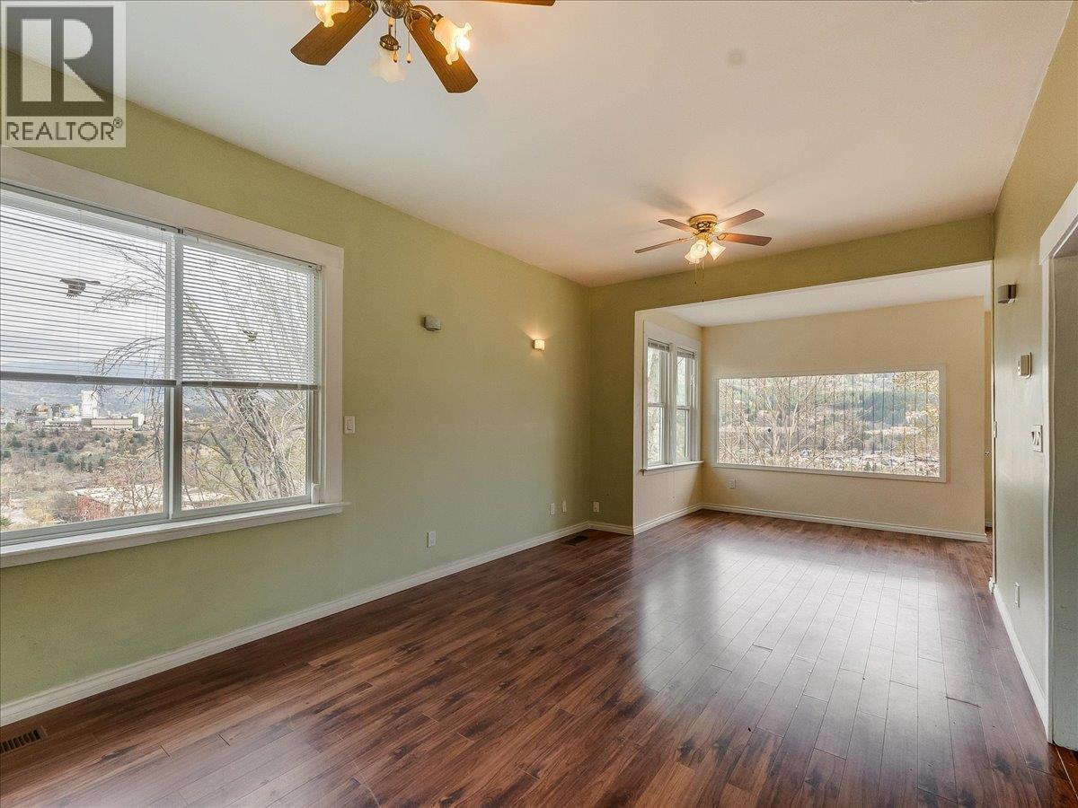 1472 Green Avenue Lane - 22