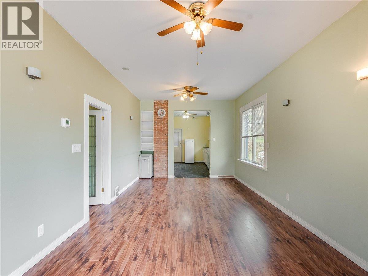 1472 Green Avenue Lane - 24