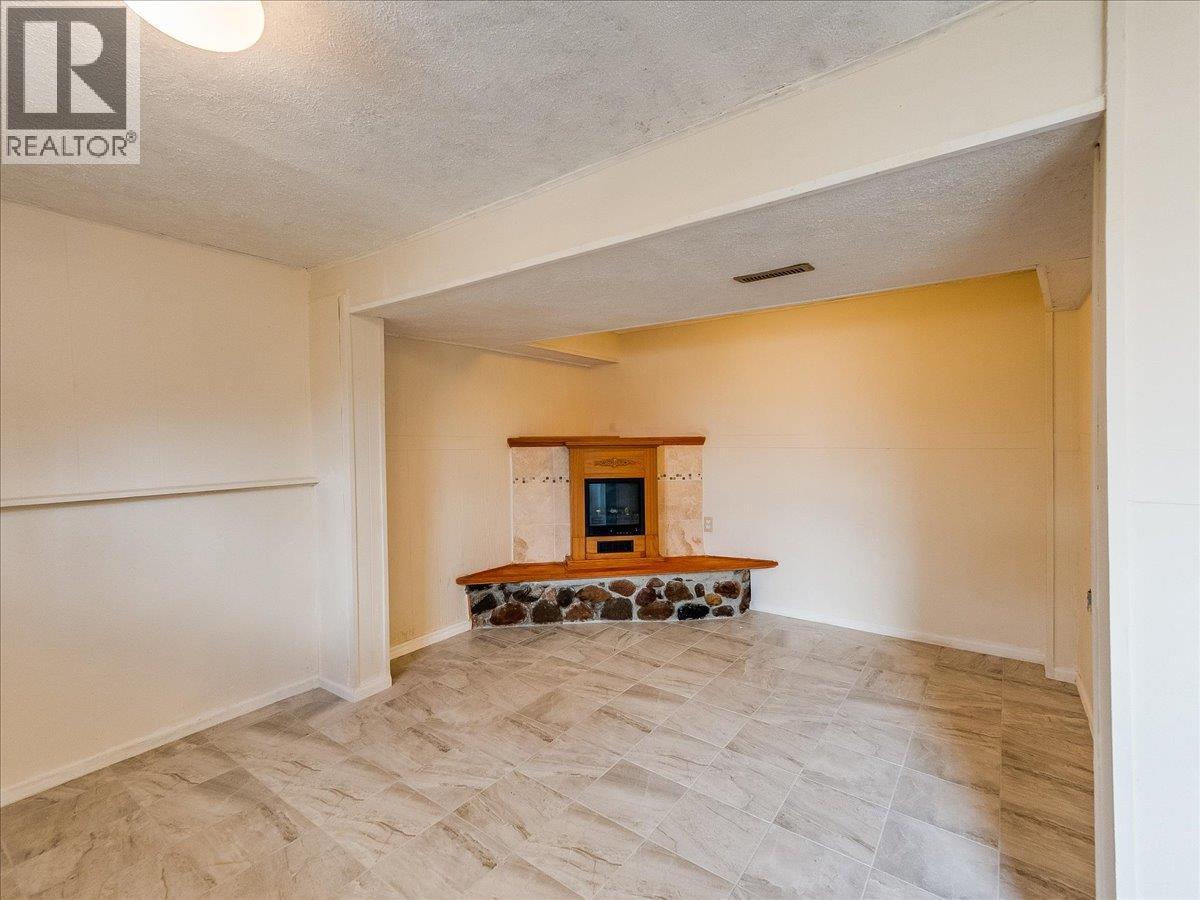 1472 Green Avenue Lane - 38