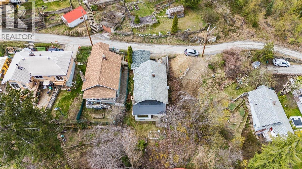 1472 Green Avenue Lane - 56