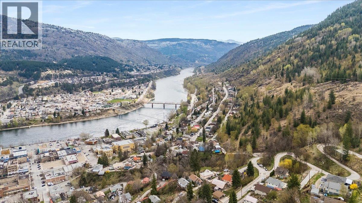 1472 Green Avenue Lane - 63