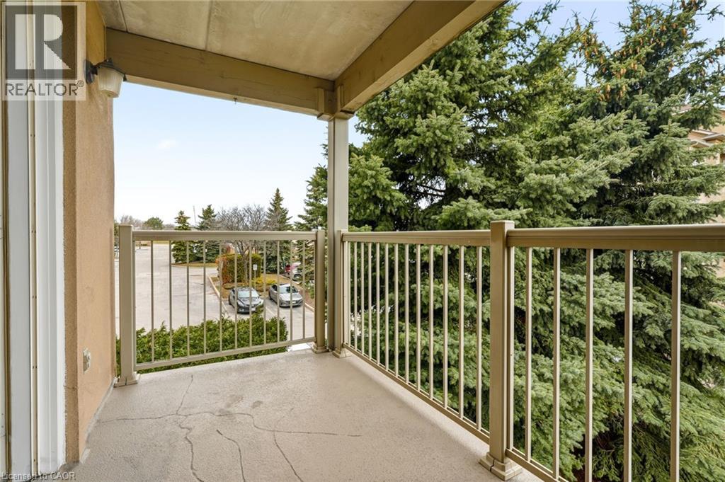 1820 WALKERS Line Unit# 213, Burlington, Ontario, L7M4V4 — Photo 20