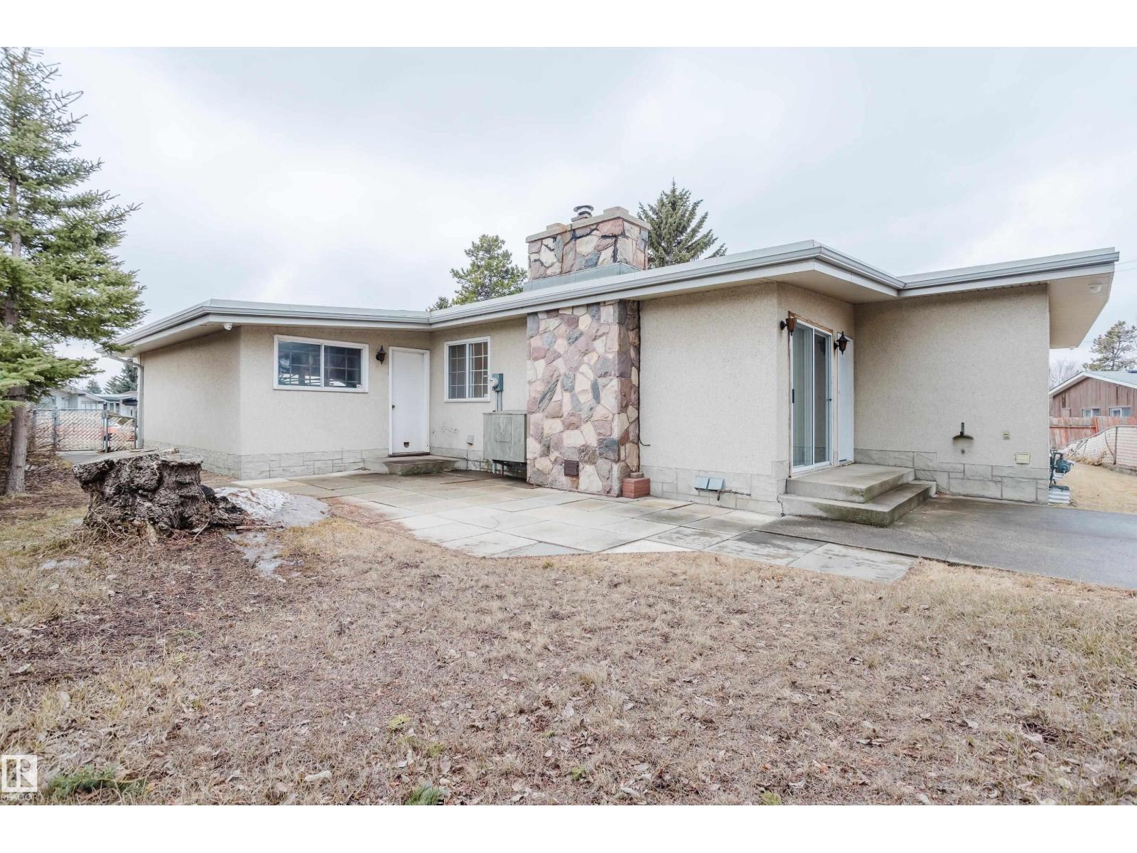 9536 151 AV NW - 48