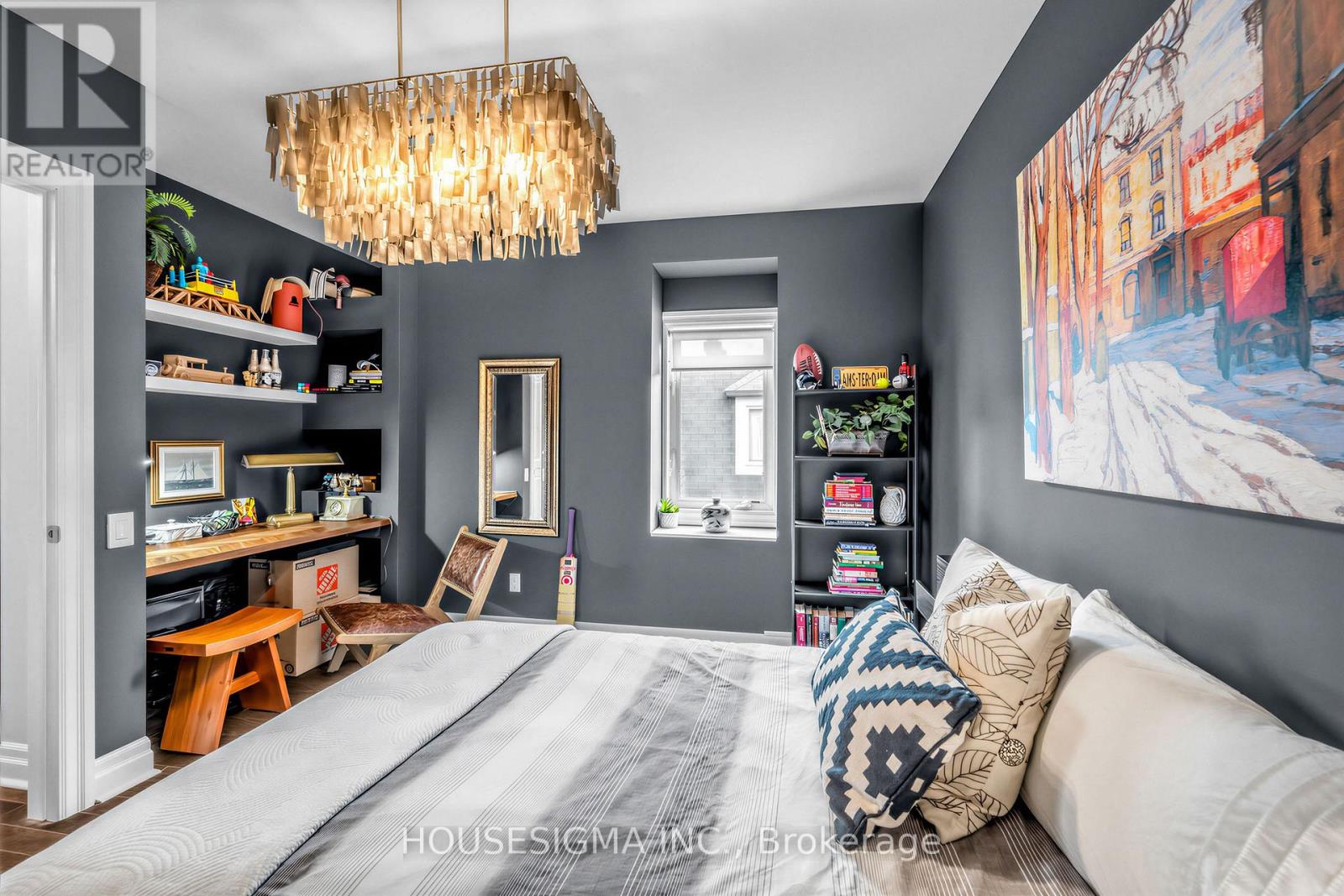 361 ROEHAMPTON AVENUE - 27