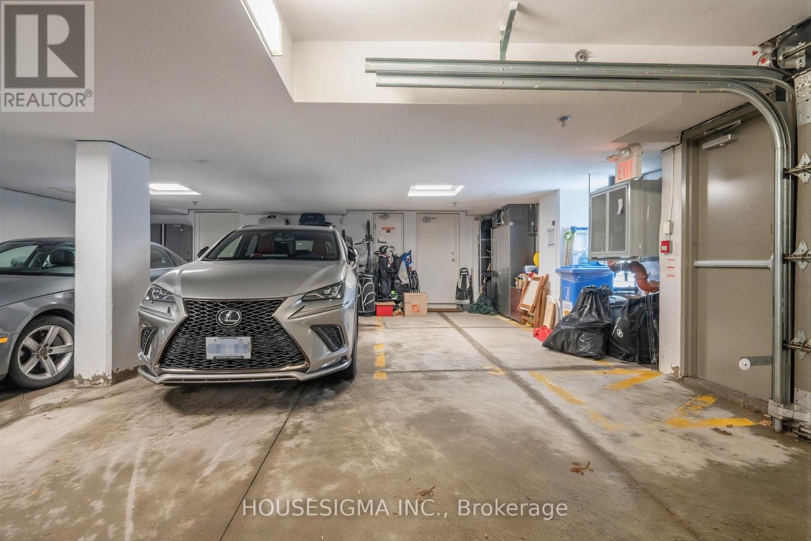 361 ROEHAMPTON AVENUE - 33