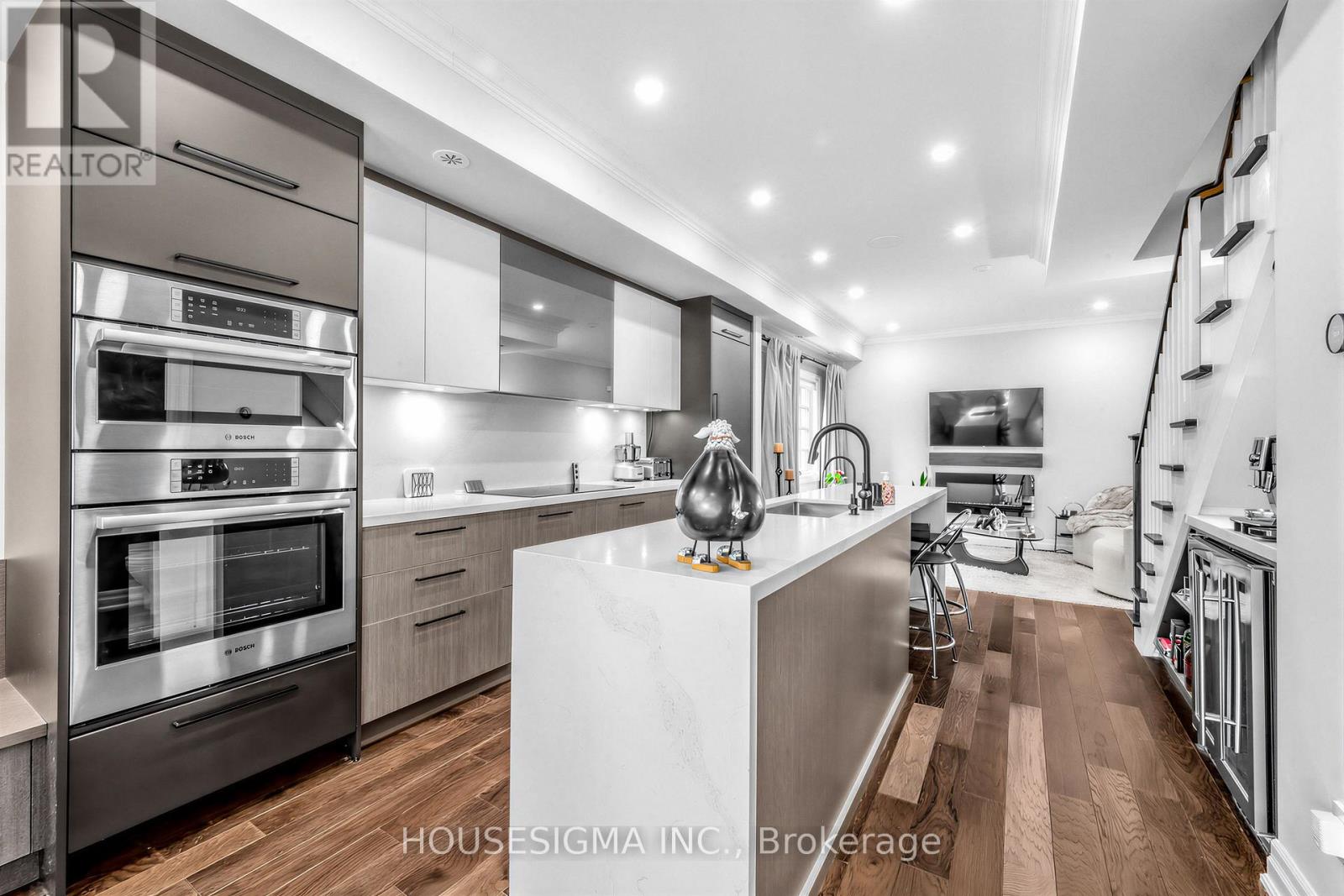361 ROEHAMPTON AVENUE - 7