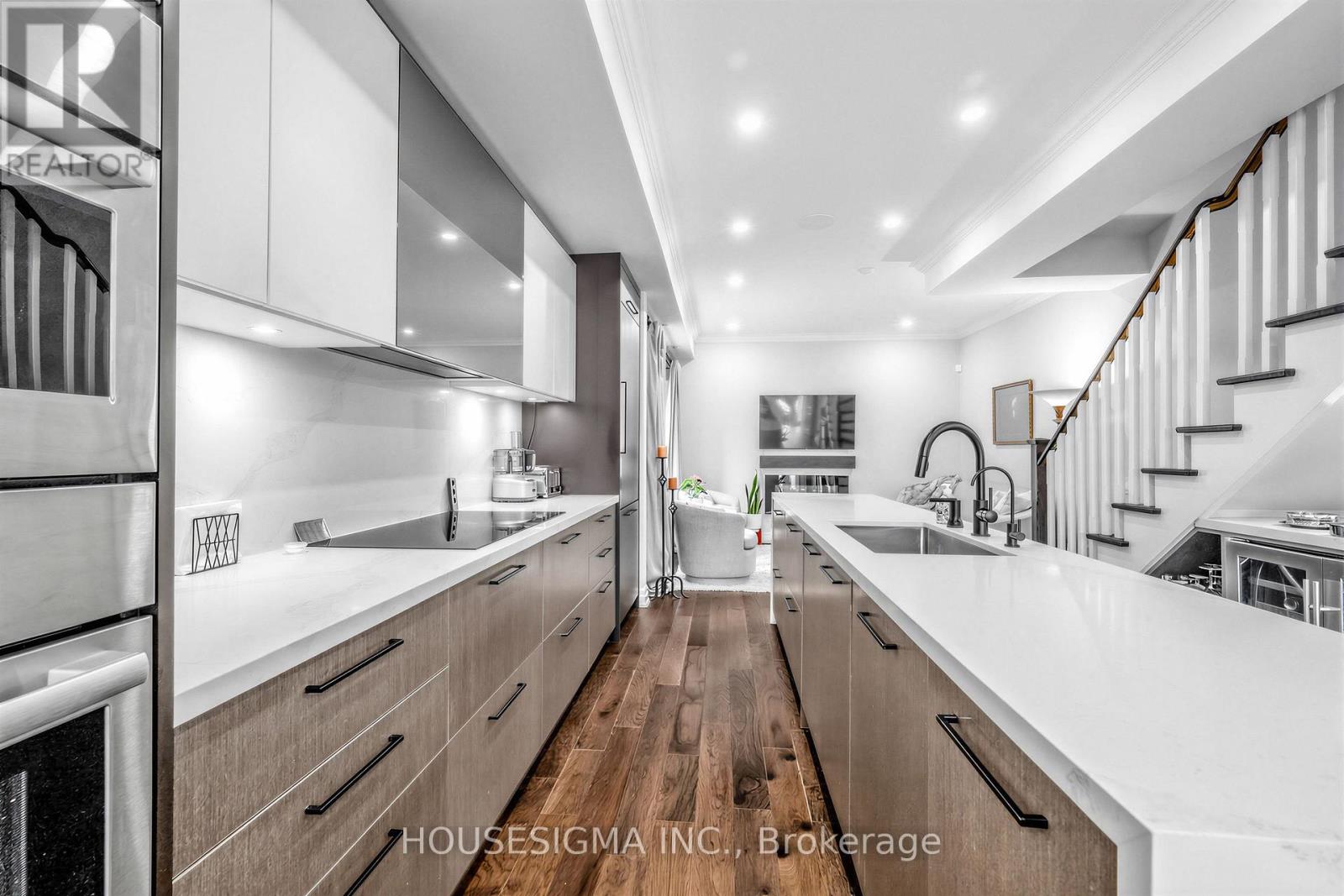 361 ROEHAMPTON AVENUE - 8