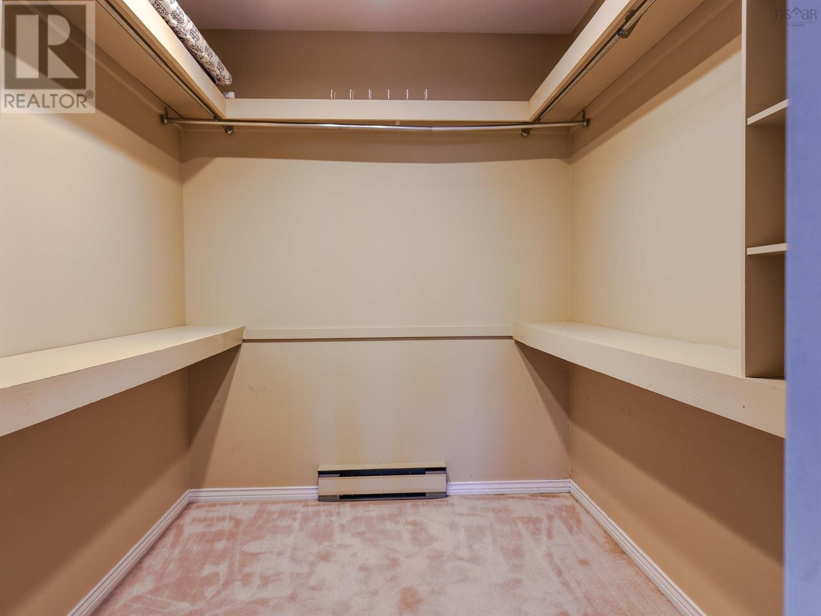 Property 20 of 37 of 57 Bardmoor Crescent