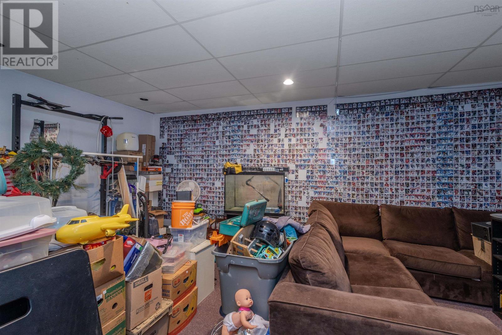 Property 22 of 37 of 57 Bardmoor Crescent