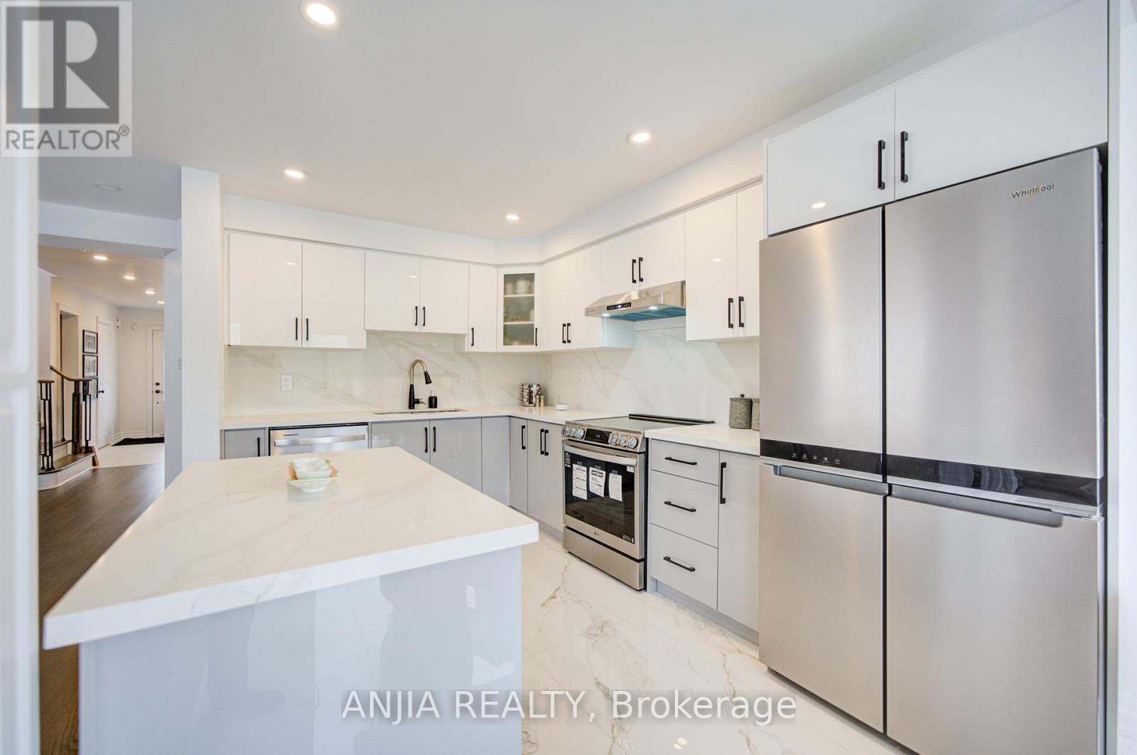 503 CABOTO TRAIL - 16