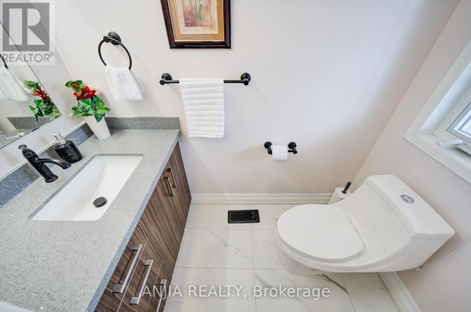 503 CABOTO TRAIL - 5
