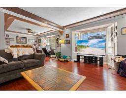 Foyer - 6279 Silverthorne Road, Sardis South, Chilliwack, BC V2R2N2 Photo 7