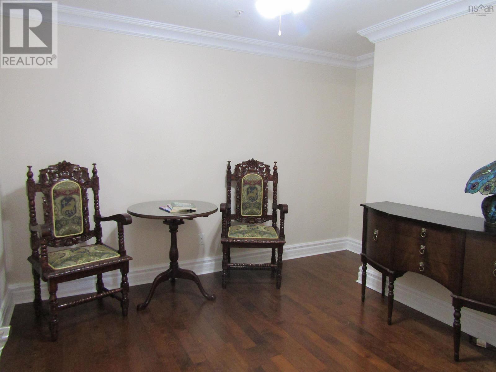 Property 19 of 38 of 104 87 Pebblecreek Crescent