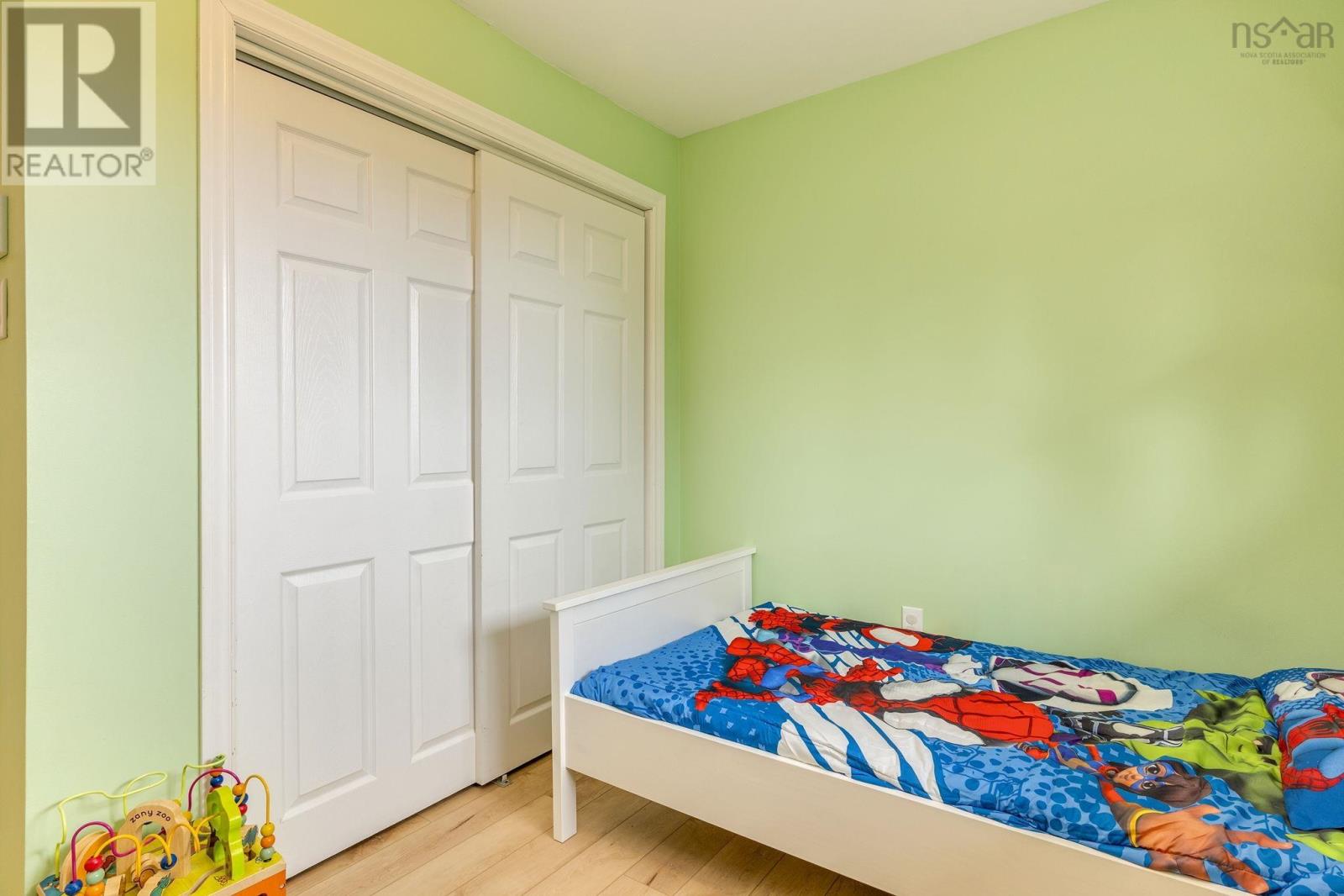 Property 20 of 44 of 104 Orchard Drive